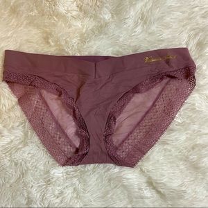 Victoria’s Secret lace panty